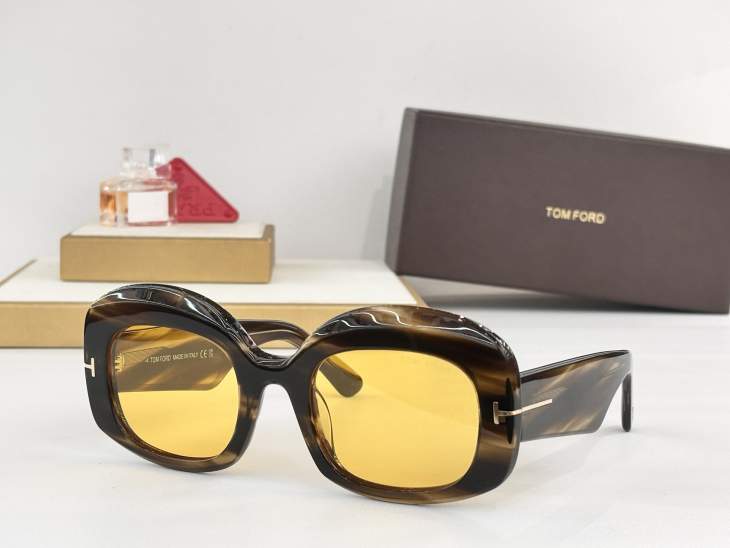 Picture of Tom Ford Sunglasses _SKUfw75760493fw